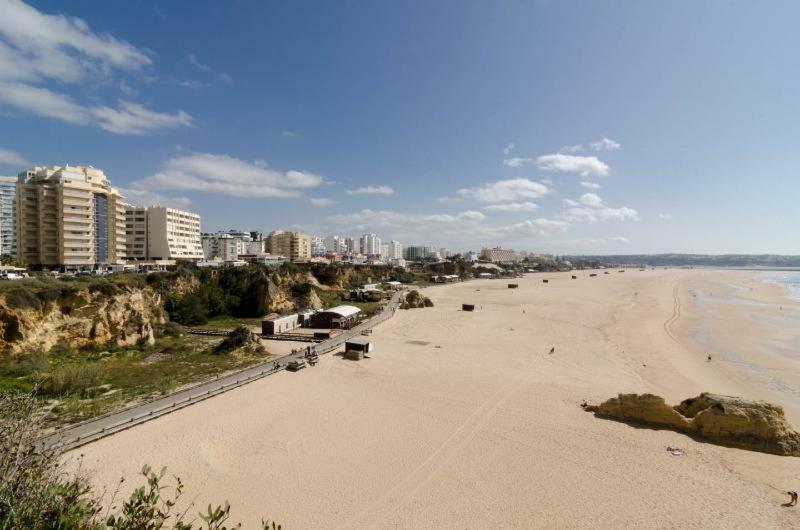 Rocha Tower By Beach Rentals Buitenkant foto