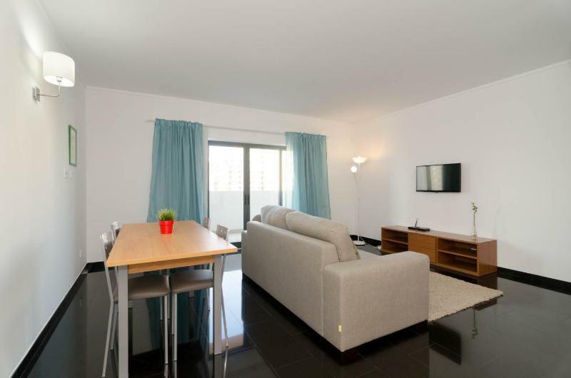 Rocha Tower By Beach Rentals Buitenkant foto